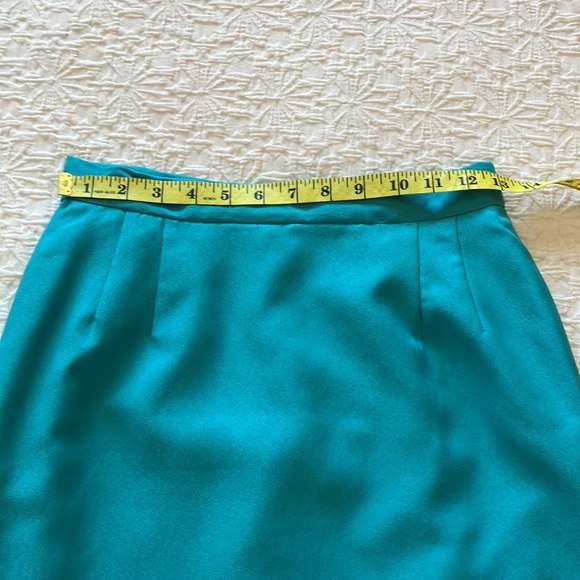 🦩Vintage 🦩teal chiffon key hole necklined jacket & pencil skirt. 😱So fabulous - Picture 11 of 16
